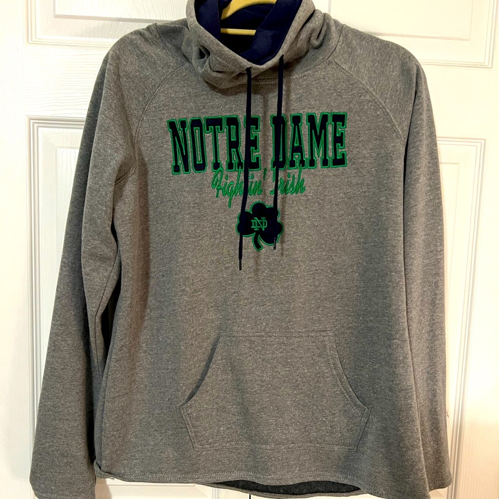 Large, never worn NOTRE DAME sweatshirt!